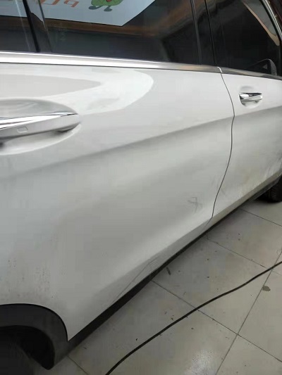 車門凹陷修復后
