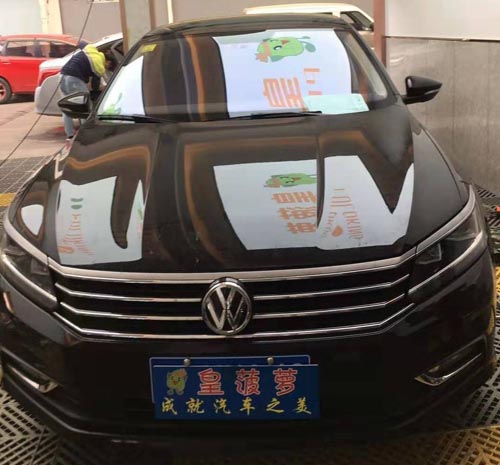 邁騰前葉子板凹坑修復(fù)